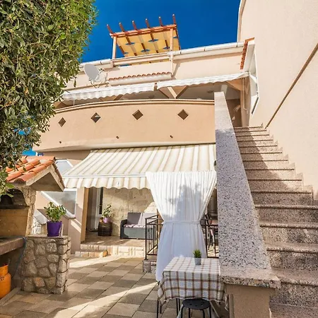 Hidden Gem Διαμέρισμα *